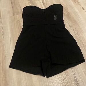 NWT CHARLOTTE RUSSE | Black Strapless Romper